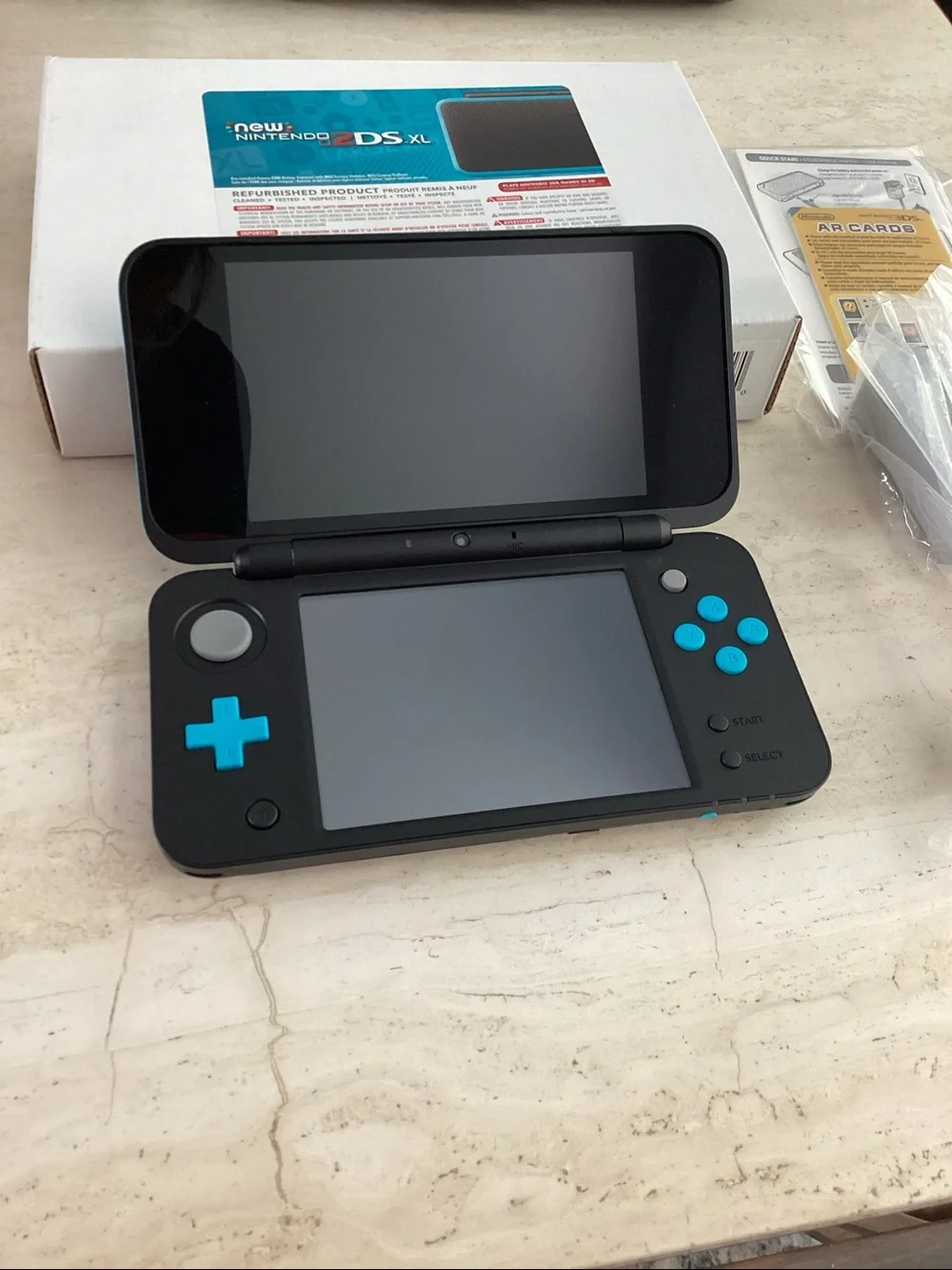 New Nintendo 2DS XL Console Nintendo Factory Refurbished & Charger Turquoise
